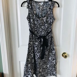 { Motherhood } Maternity dress